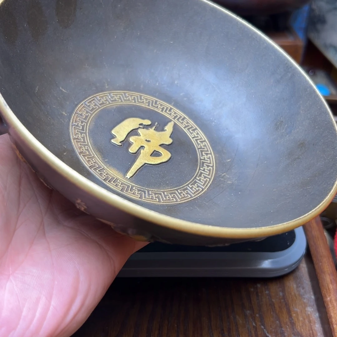 精美铜器，点击下单