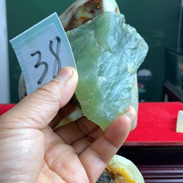 蛇纹石玉珠宝岫玉原石未镶嵌秋*江