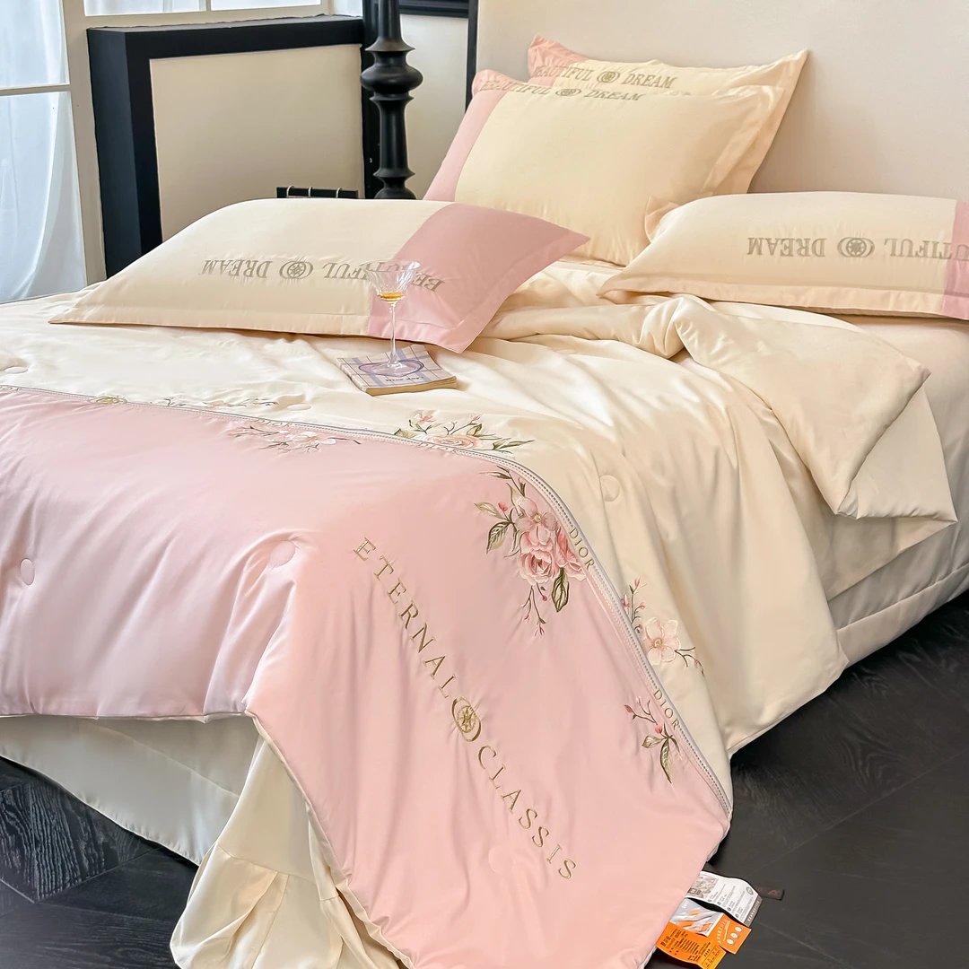 2025新款实体店定制绣花款夏被四件套-香馥丽