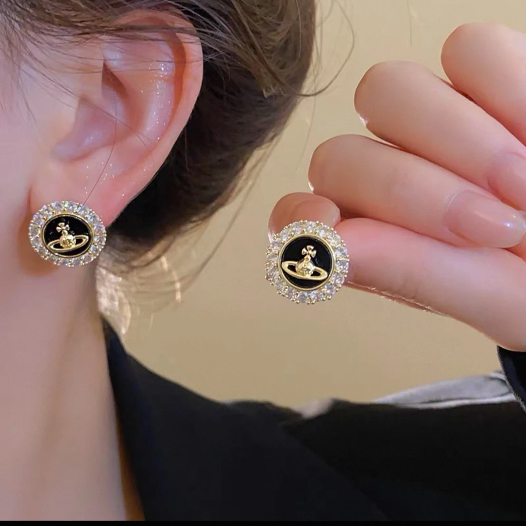 铜合金耳饰 法式黑色土星圆形小香风耳环O0457