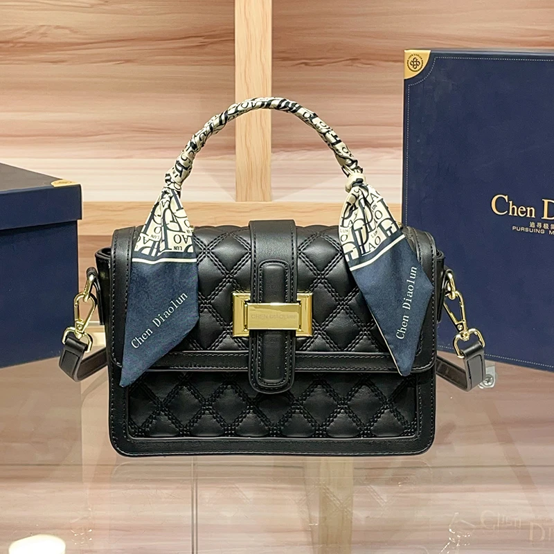 菱格包包2025新款斜挎包女流行生日礼物轻奢品牌高级感真皮女方包