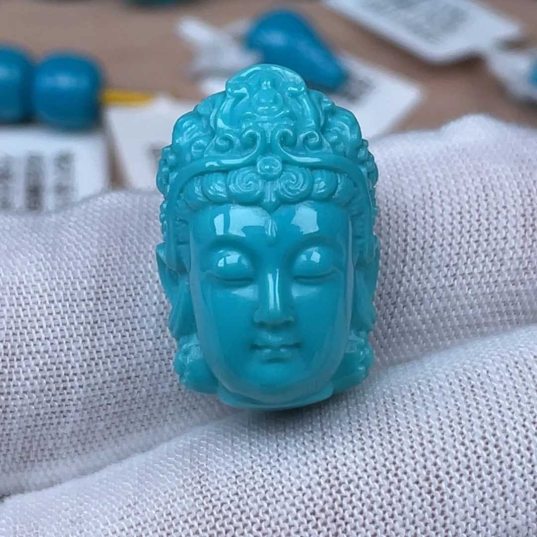 绿松石未镶嵌颈饰
