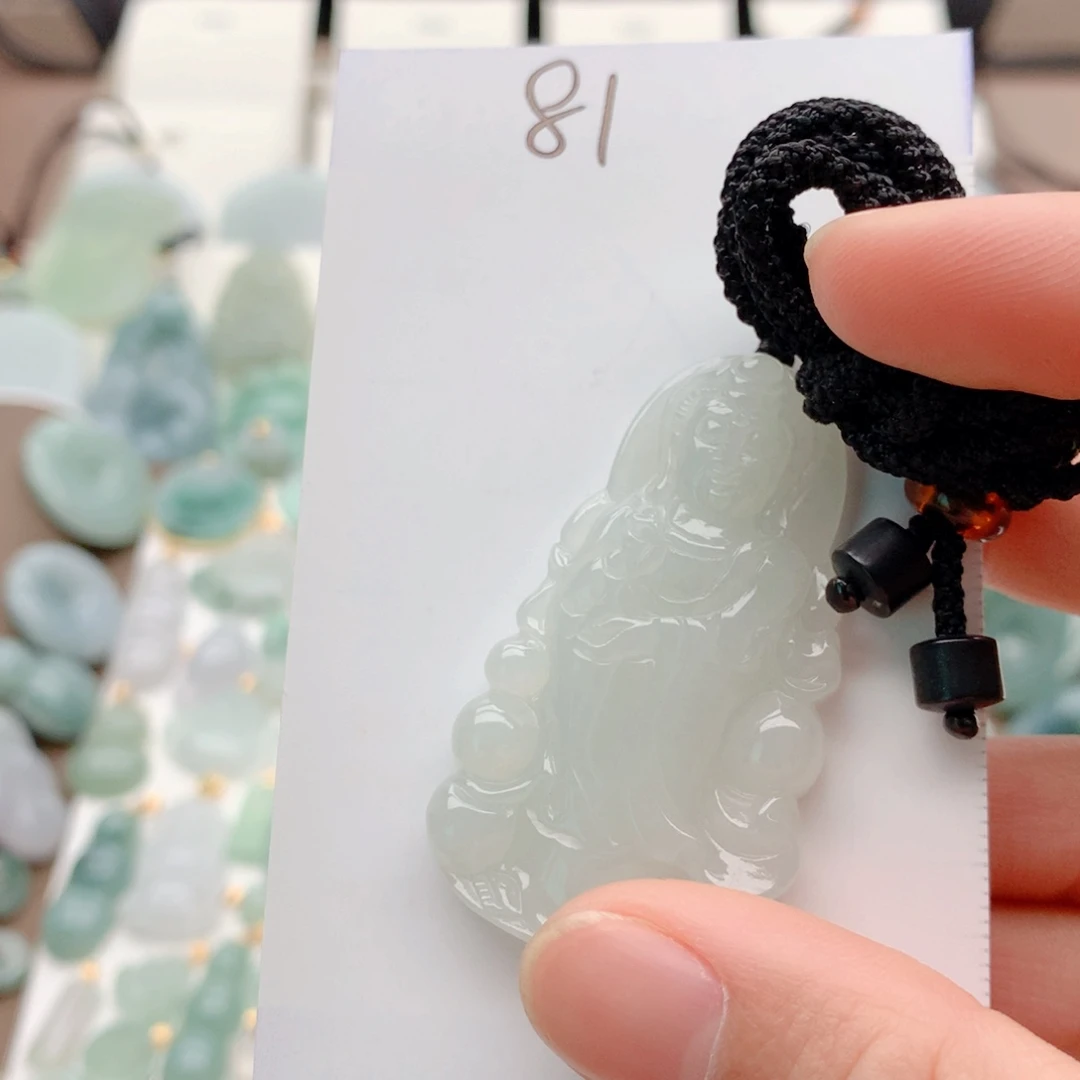 翡翠未镶嵌颈饰吊坠