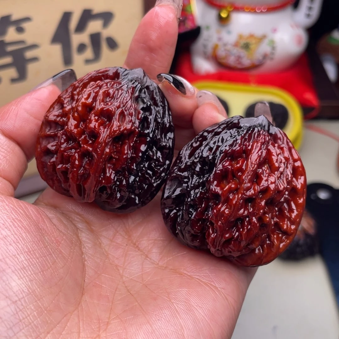 文玩核桃吊坠彩麦虎