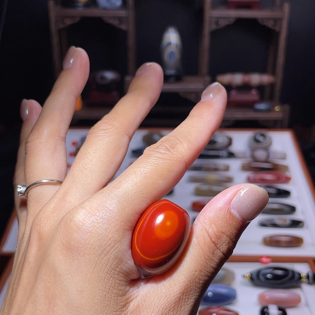 玛瑙/玉髓未镶嵌吊坠(赠链)