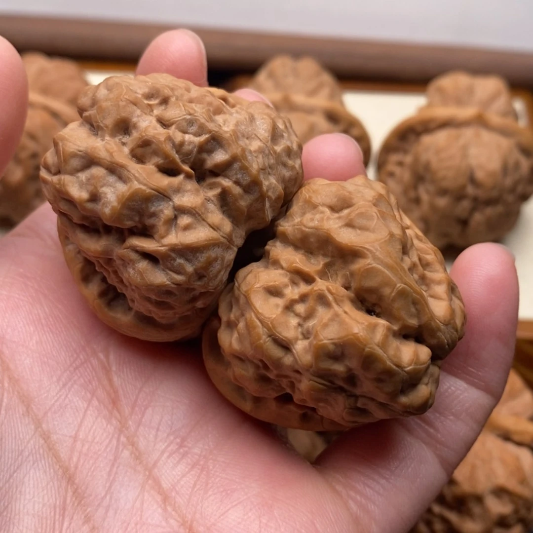 【闪购商品】把件文玩核桃边39左右