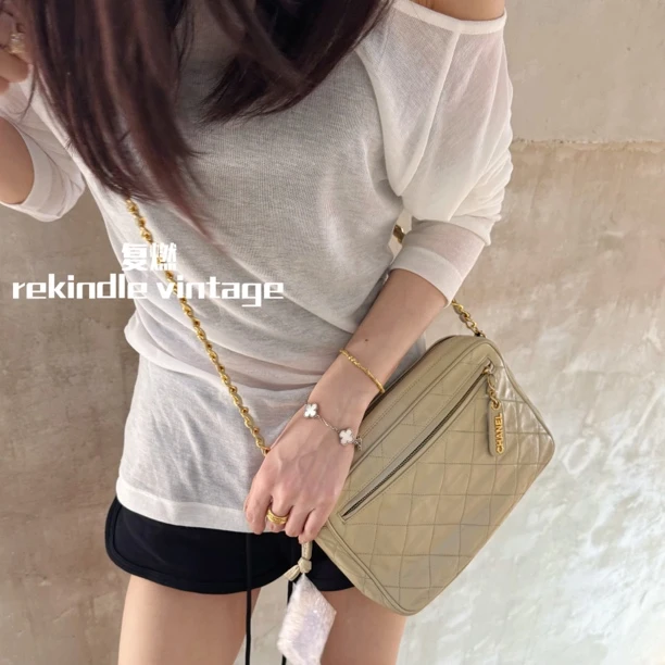 95新 Chanel/香奈儿 复燃精选/奶茶色菱格纹相机包