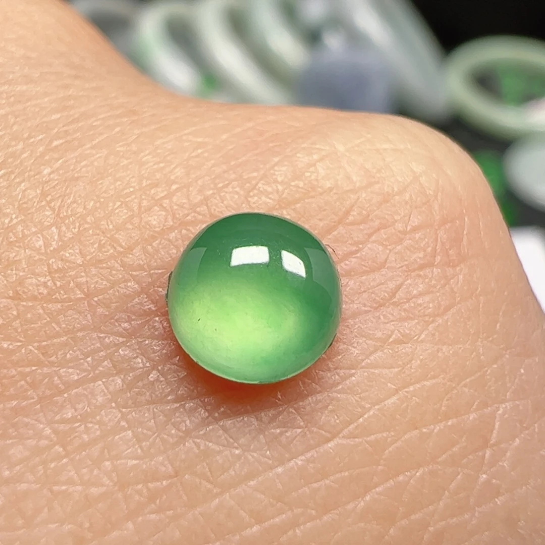 翡翠未镶嵌耳饰蛋面