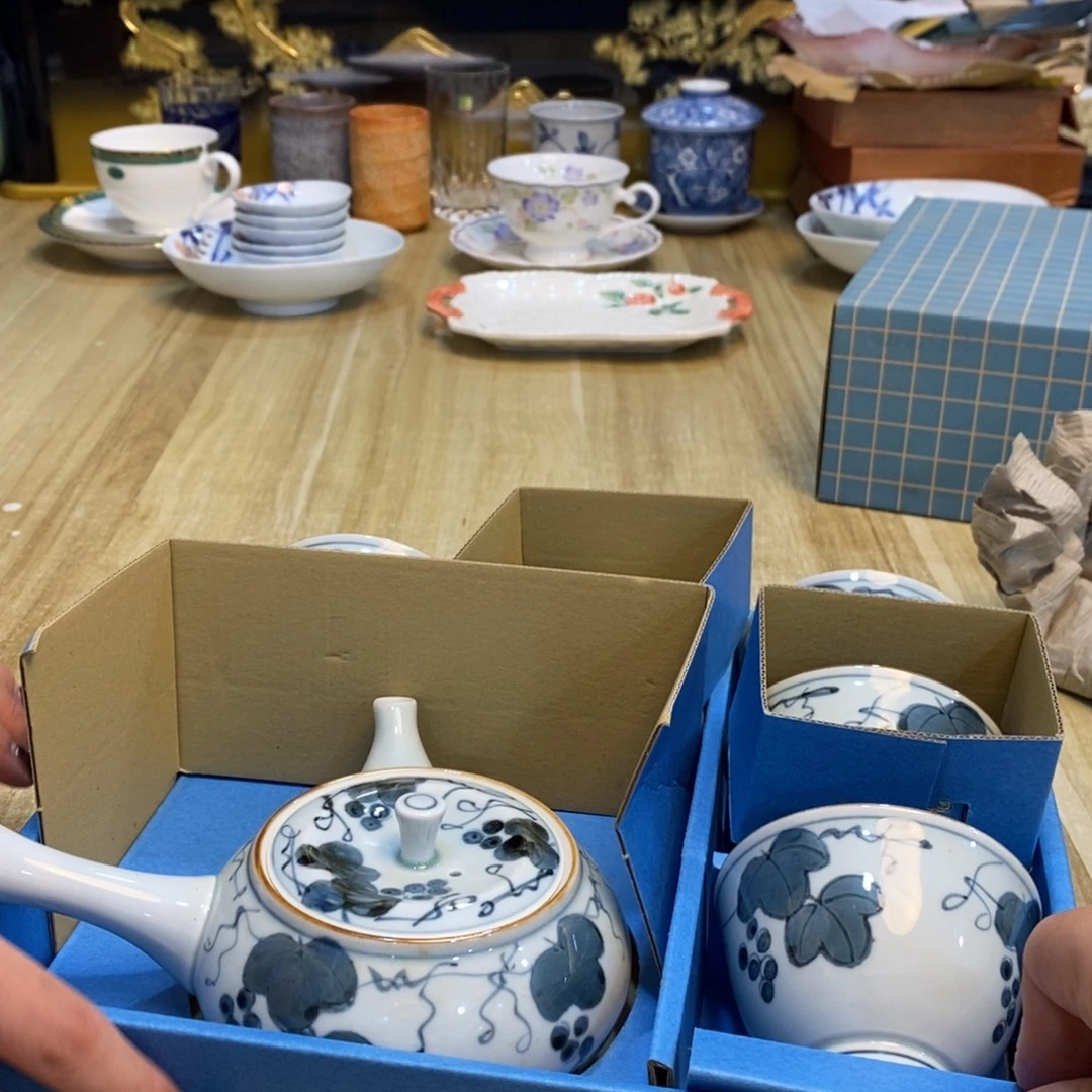 青***青易雅集工艺品有限公司