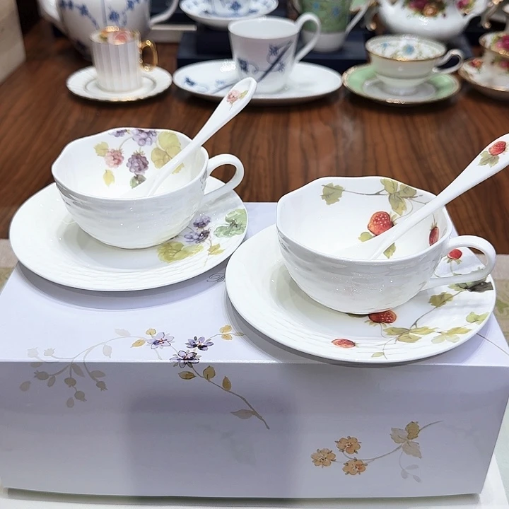 瓷片杯子杯子杯子水杯杯子水杯
