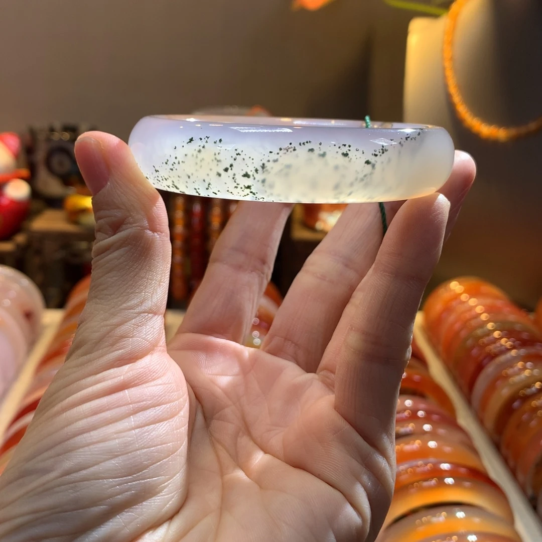 玛瑙/玉髓未镶嵌手镯76号