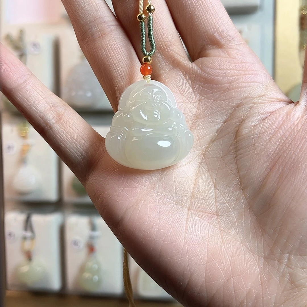 和田玉（糖玉）未镶嵌颈饰李*