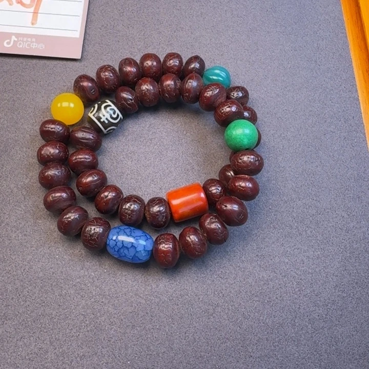 庆***凤眼菩提吊坠凤眼