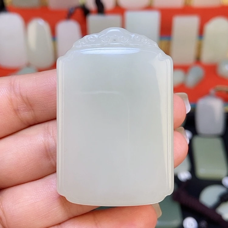 【闪购商品】颈饰未镶嵌和田玉