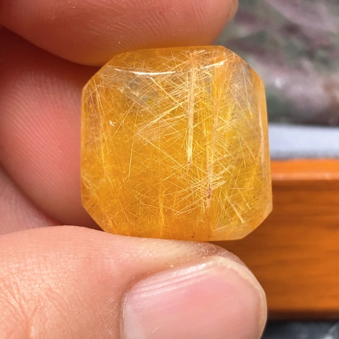 未镶嵌颈饰水晶水晶