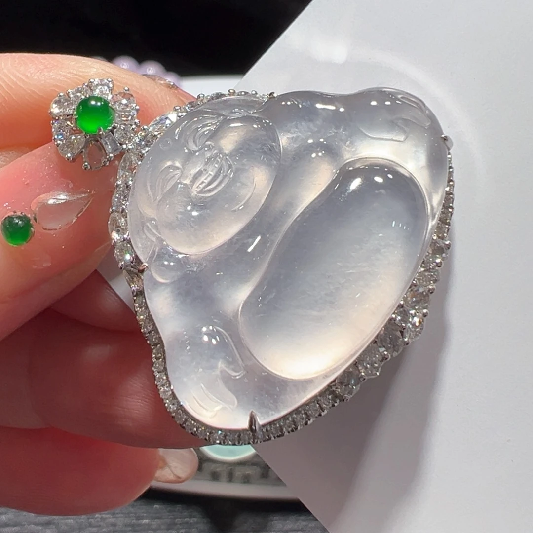 翡翠颈饰18K金镶嵌吊坠