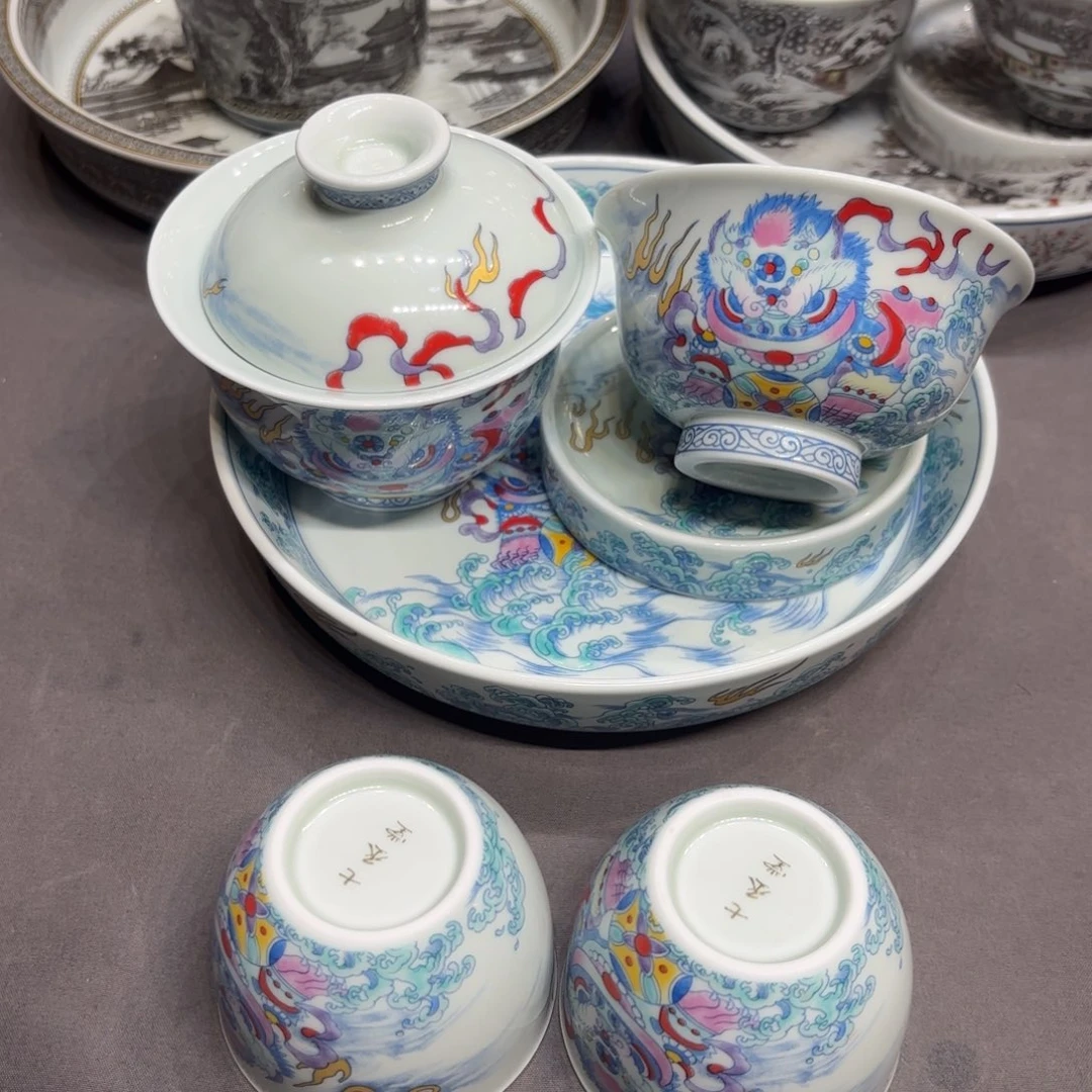 摆件景德镇陶瓷艺术展