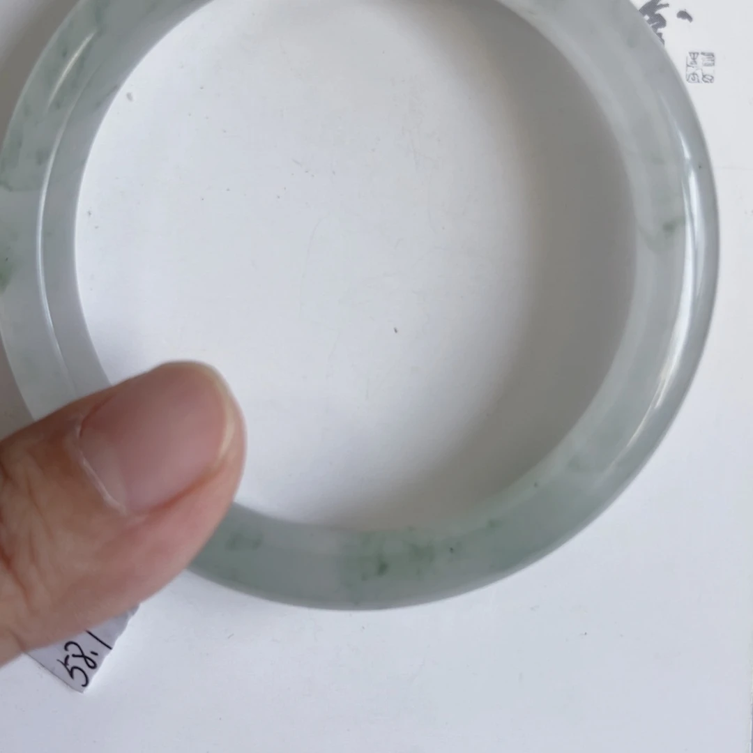 石英质玉（天山翠）手镯未镶嵌@****民