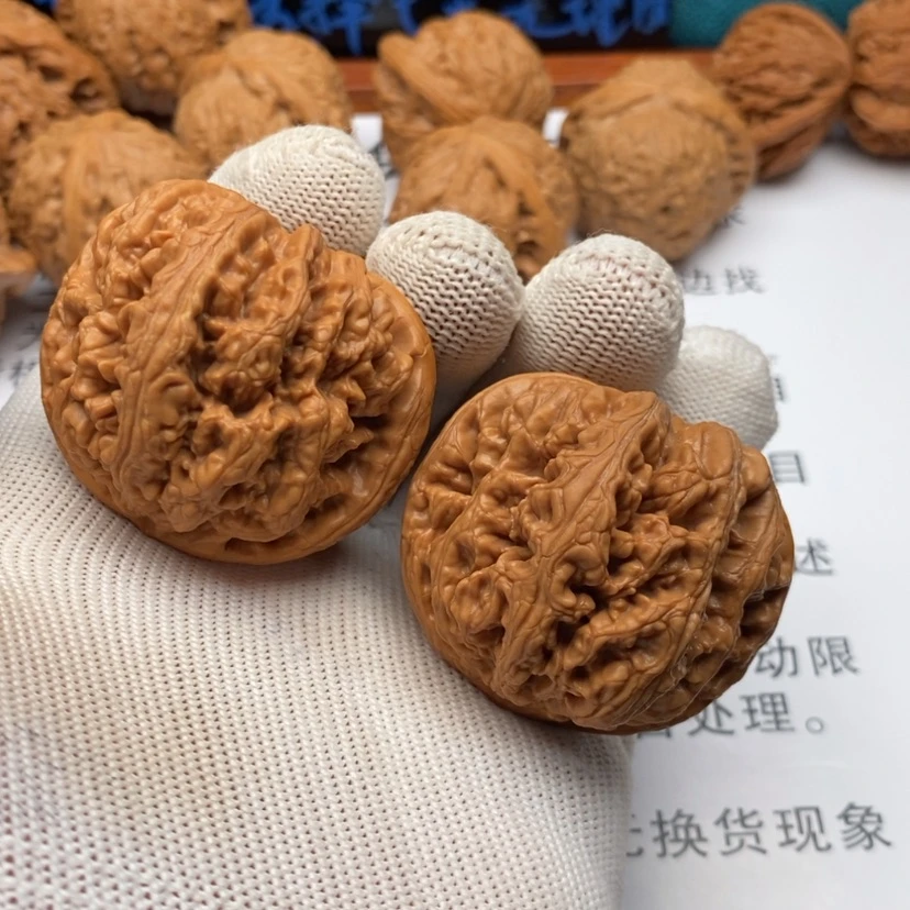 【闪购商品】吊坠文玩核桃●****●16粗筋