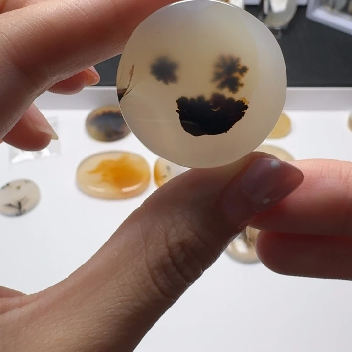 玛瑙/玉髓未镶嵌摆件