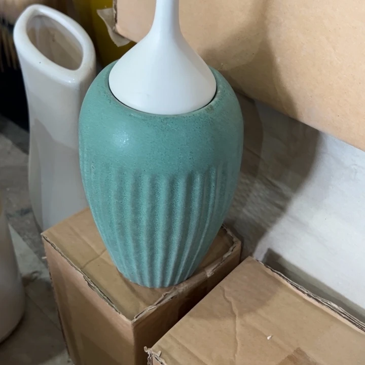 瓷花瓶摆件外贸出口（微瑕）