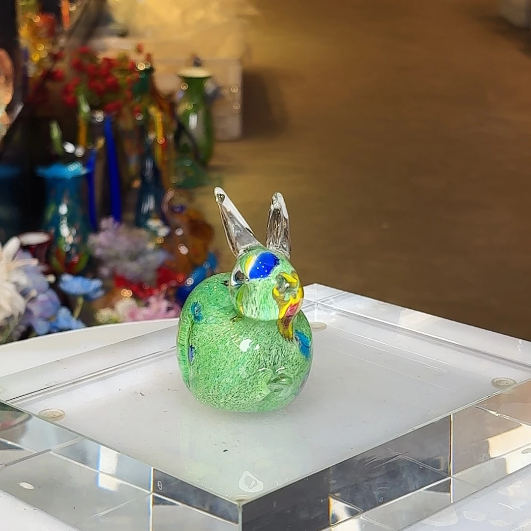 琉璃手工艺品琉璃岛上有个叫小