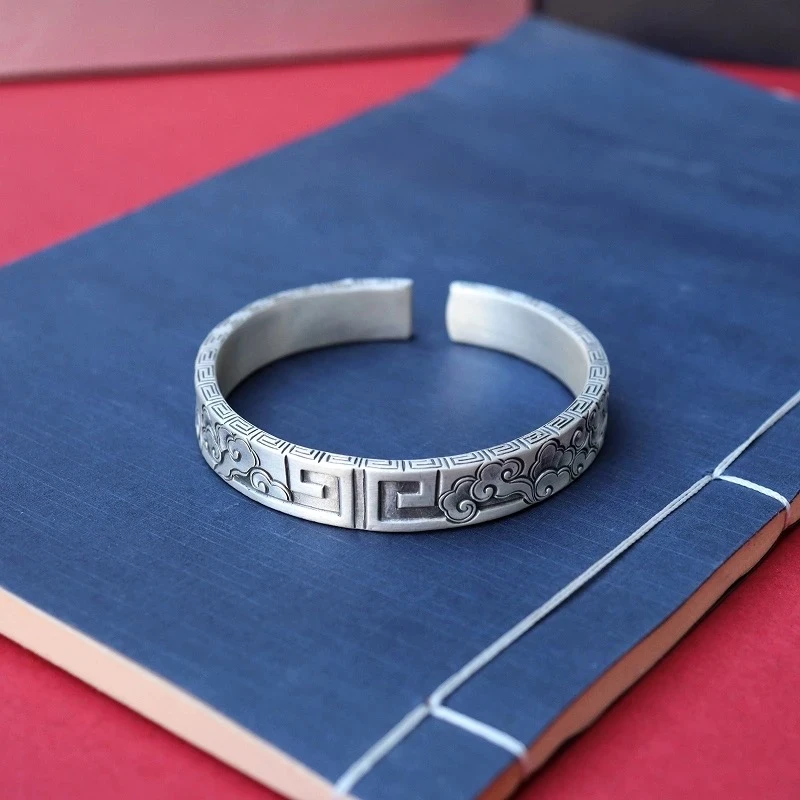 足银手镯 【艾比银】足银999手工錾刻回字纹祥云复古手镯