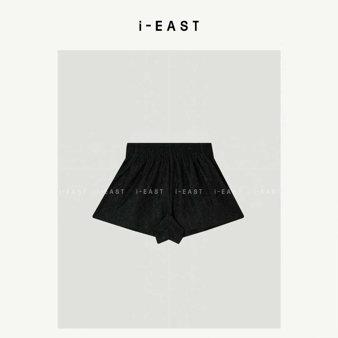 i-EAST 云朵泡芙~小香风蕾丝花朵松紧腰短裤-5X K13652