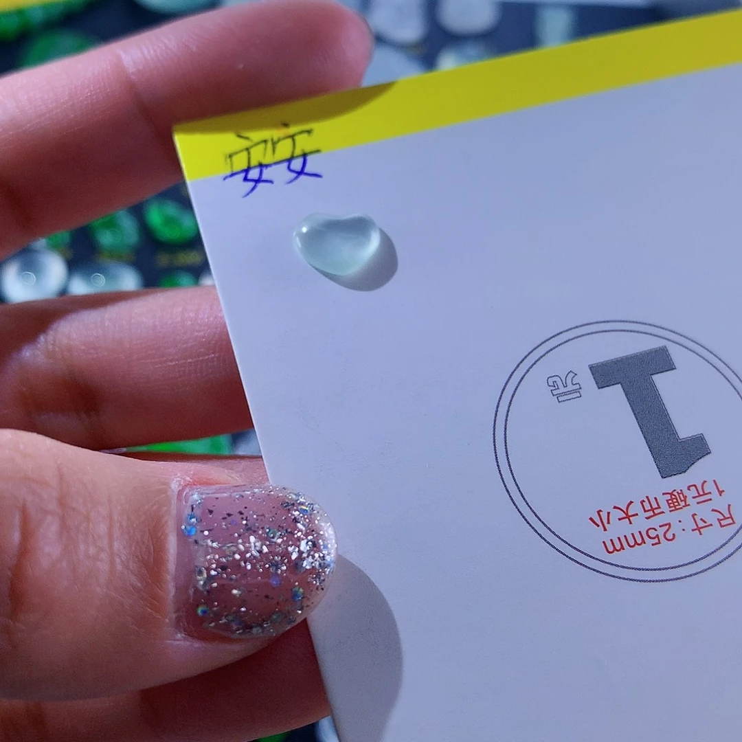 翡翠颈饰未镶嵌天然翡翠高冰爱心