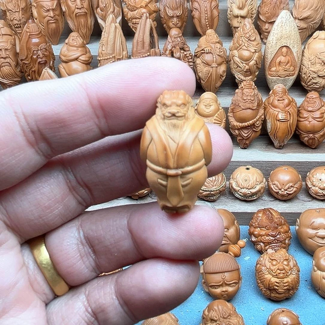 橄榄核吊坠18龙王爷