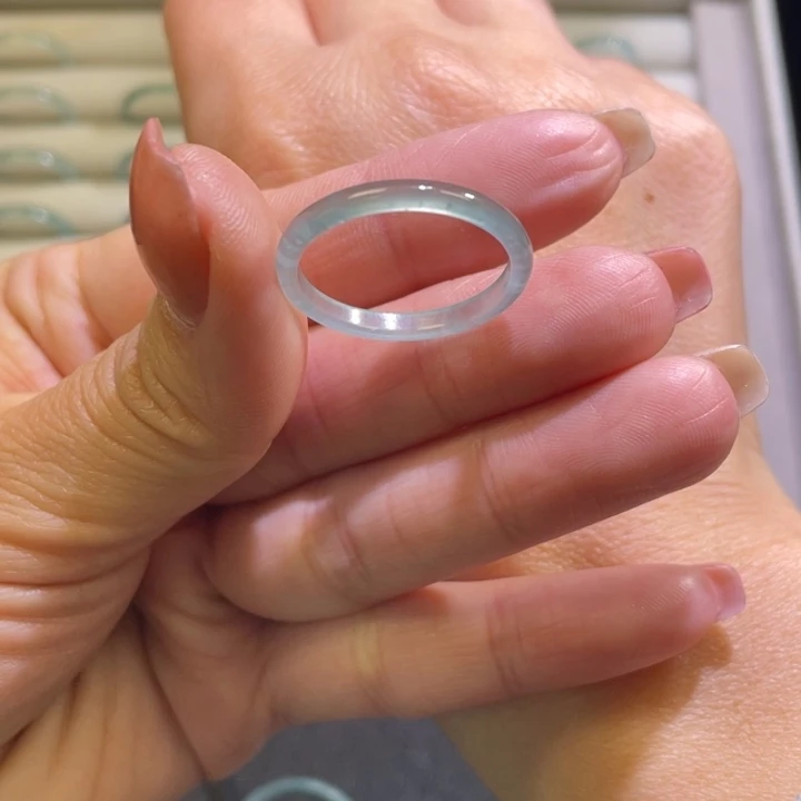 L***.翡翠未镶嵌戒指翡翠