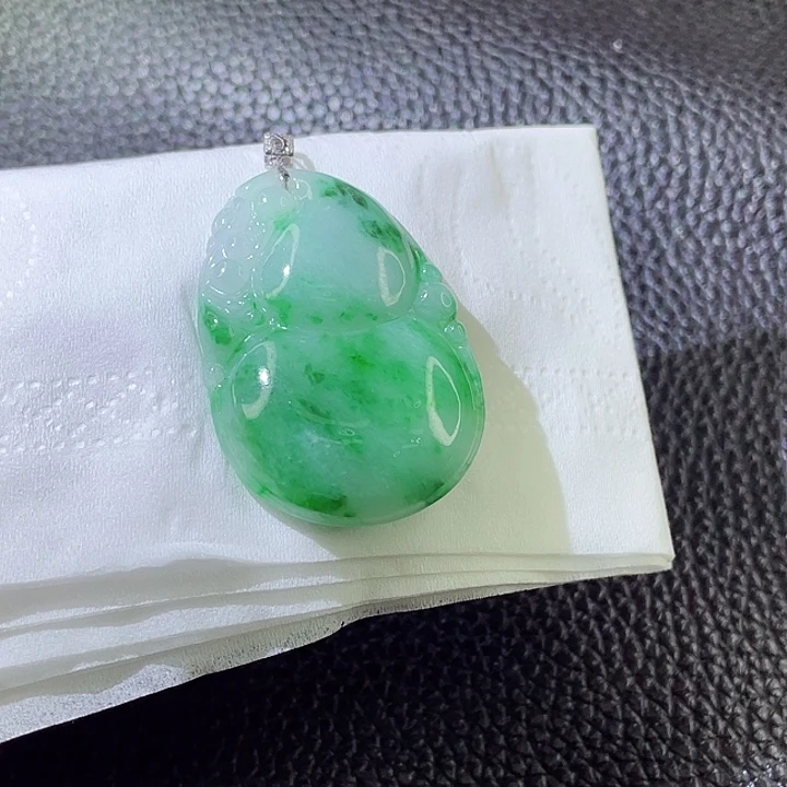 定制翡翠18K金镶嵌翡翠