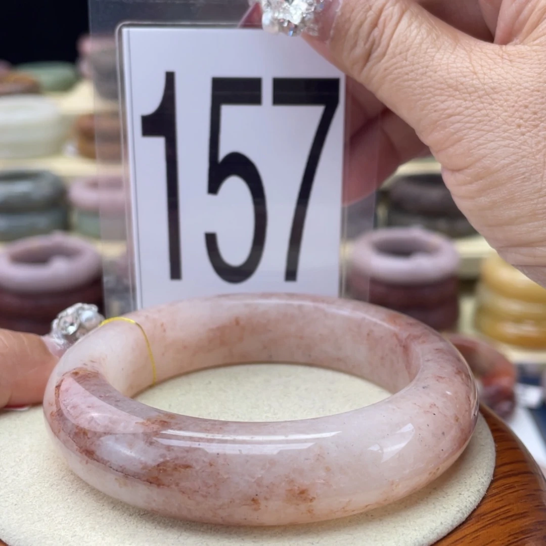 【闪购商品】石英质玉手镯未镶嵌