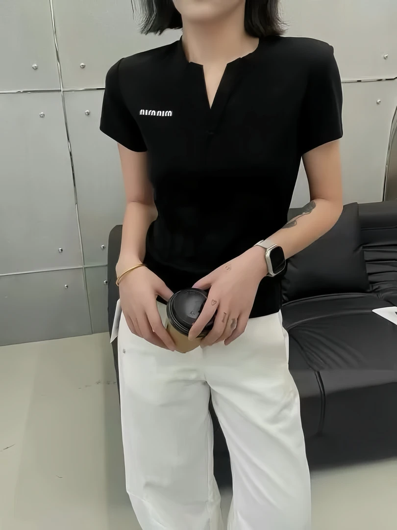 【熙小范】运补 412大码女装运动常规款纯色短袖拼接V领T恤简约
