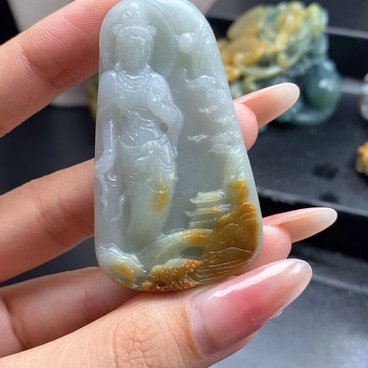 定制翡翠未镶嵌观音