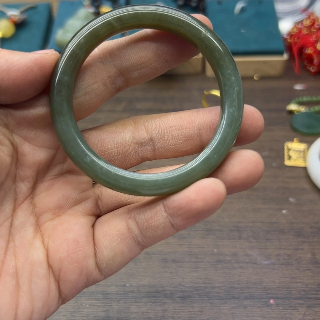 和田玉未镶嵌手镯51:9圈围1157
