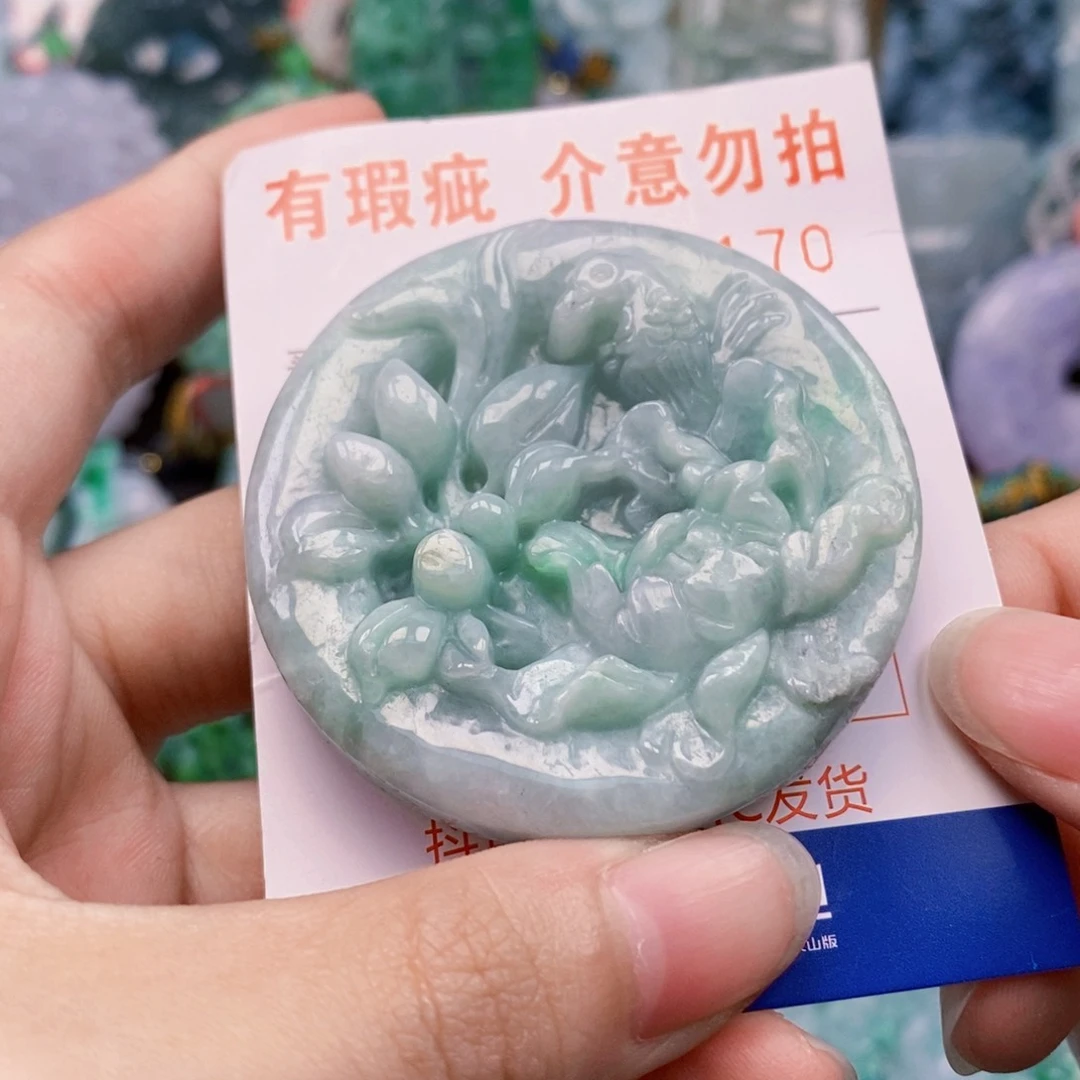 吊坠(不含链)未镶嵌翡翠