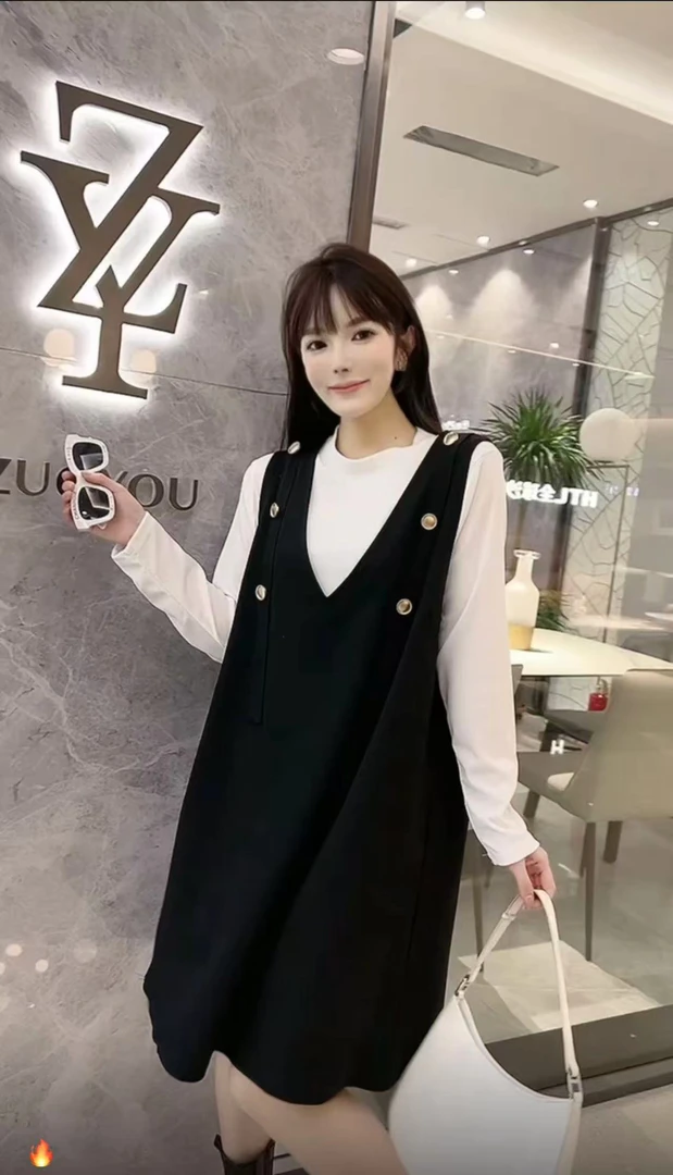 秋季新款时尚洋气大码女马甲连衣裙两件套装胖MM显瘦遮肉