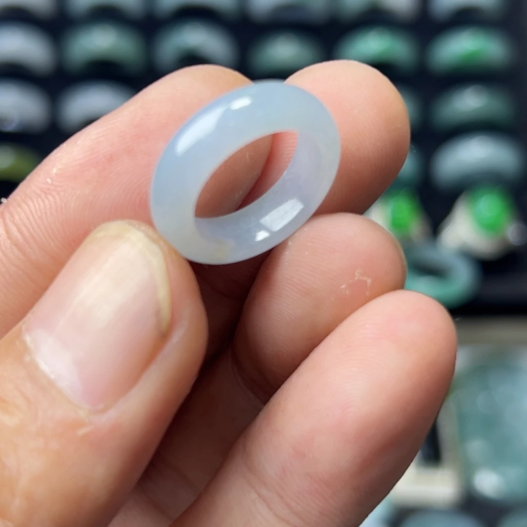 定制翡翠未镶嵌圈口5号