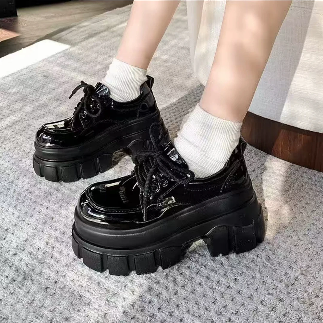 八公分松糕厚底亮面字母乐福黑色鞋1139百搭