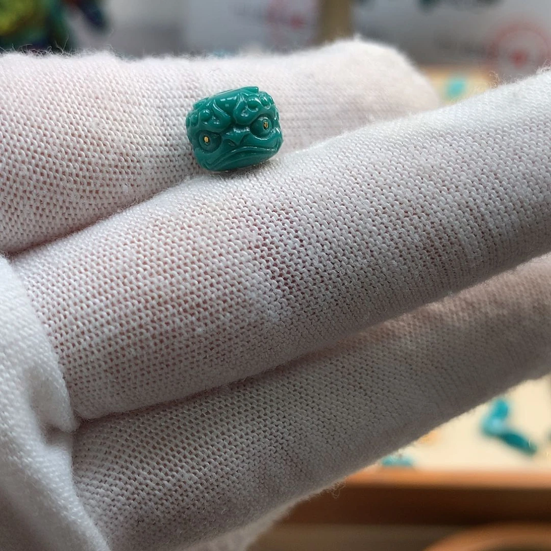 绿松石配饰未镶嵌