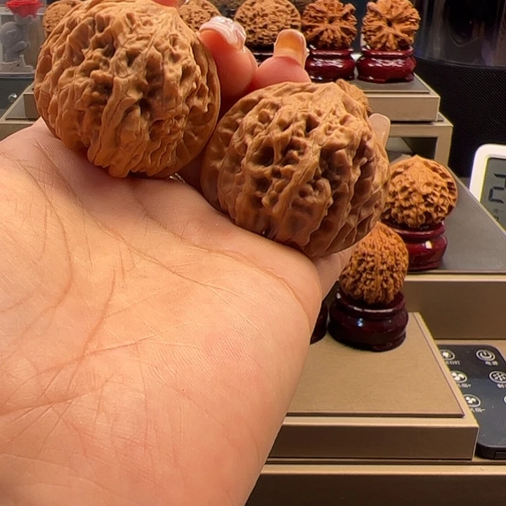 文玩核桃把件40 方尊 a-003