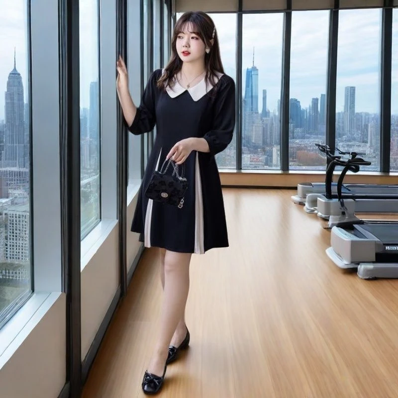 2025年开春新款胖妹妹娃娃领中长裙挂脖大码连衣裙中腰拉链拼接