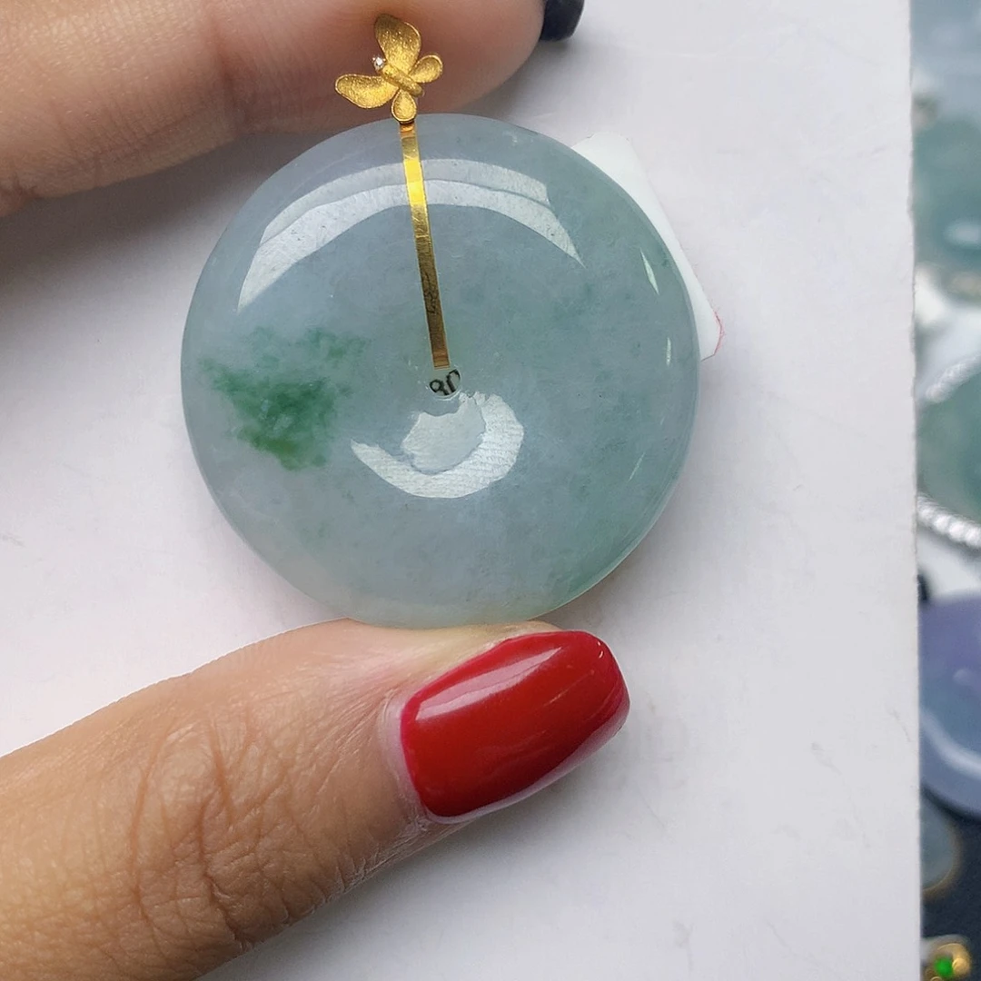 翡翠18K金镶嵌颈饰天然翡翠