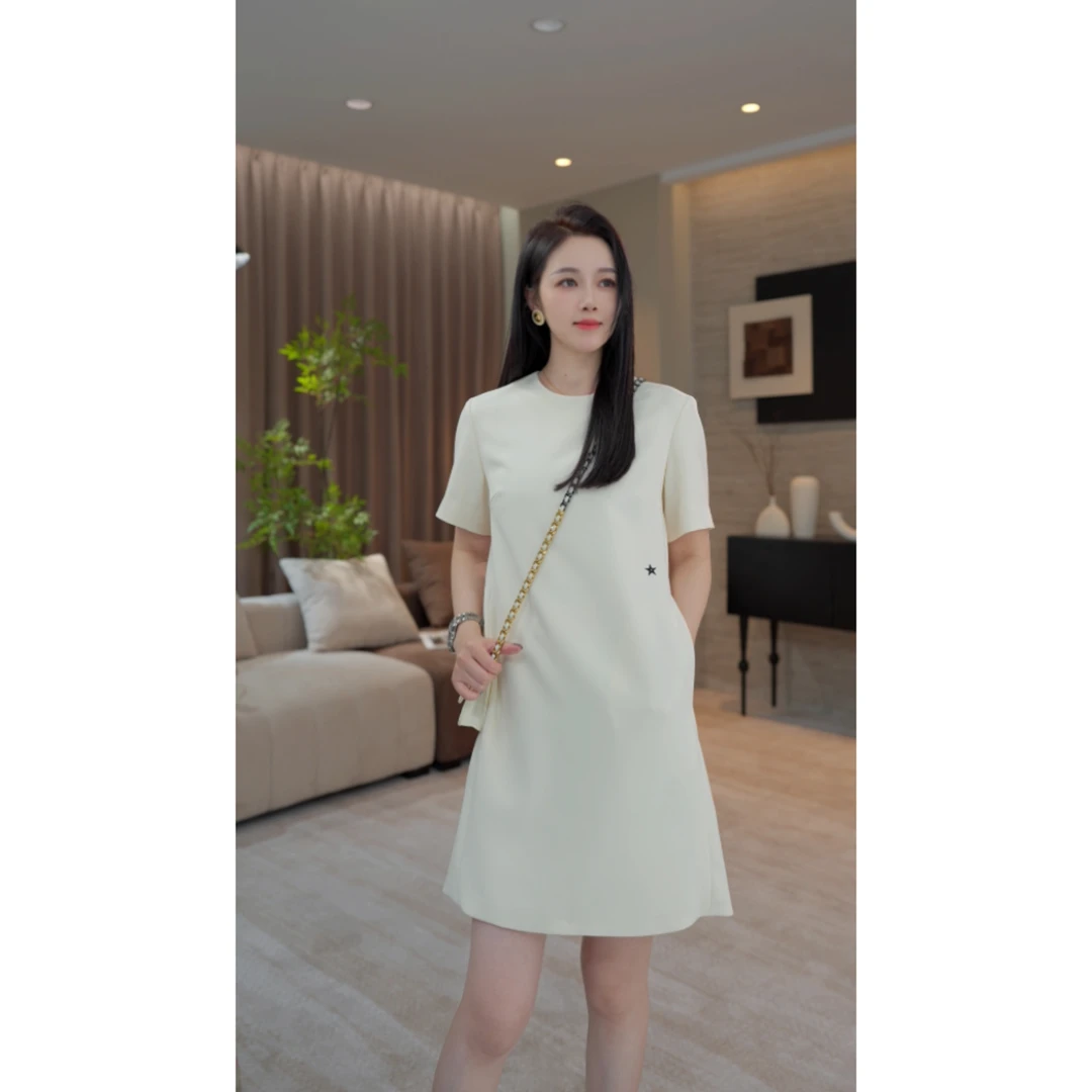 【MEEUMI】夏季女装短袖无袖中长款米色连衣裙经典款DA2067HH