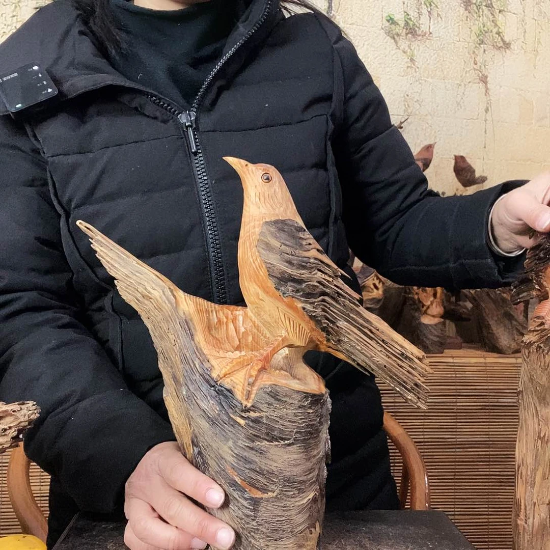 松木王*喜琥珀木随行巧雕