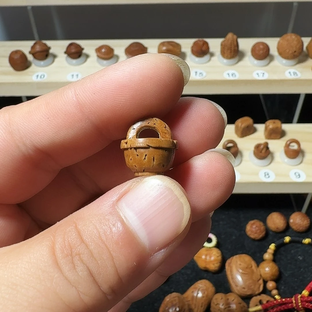 桃核手串?****橙桃篮核雕