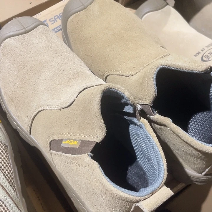 牛毛皮42鞋码色差鞋