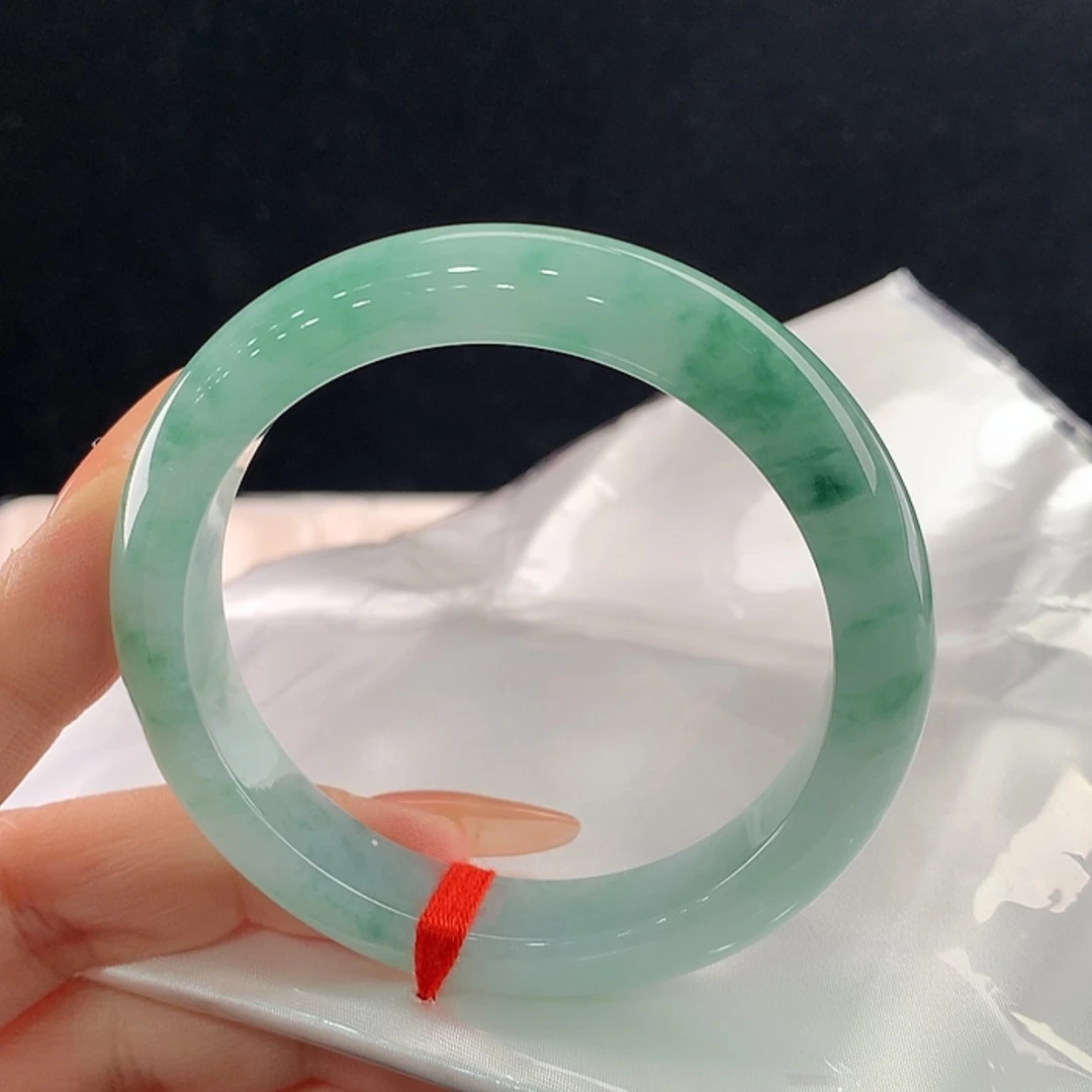 【闪购商品】未镶嵌手镯翡翠56.8，56/57