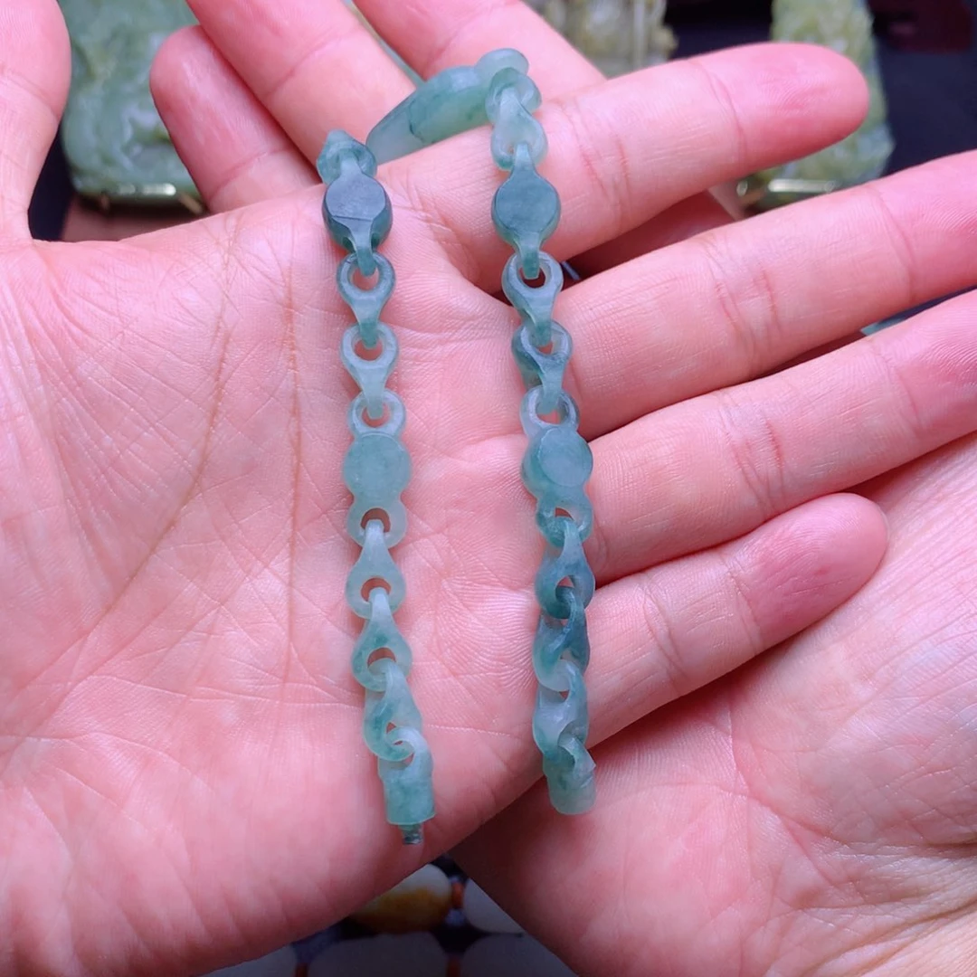定制翡翠未镶嵌小**将翡翠